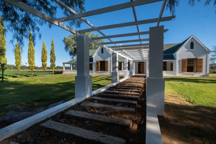 7 Bedroom Property for Sale in Adendorp Eastern Cape